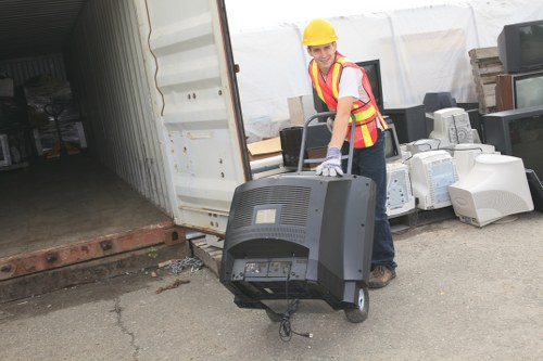 Choosing a waste removal service